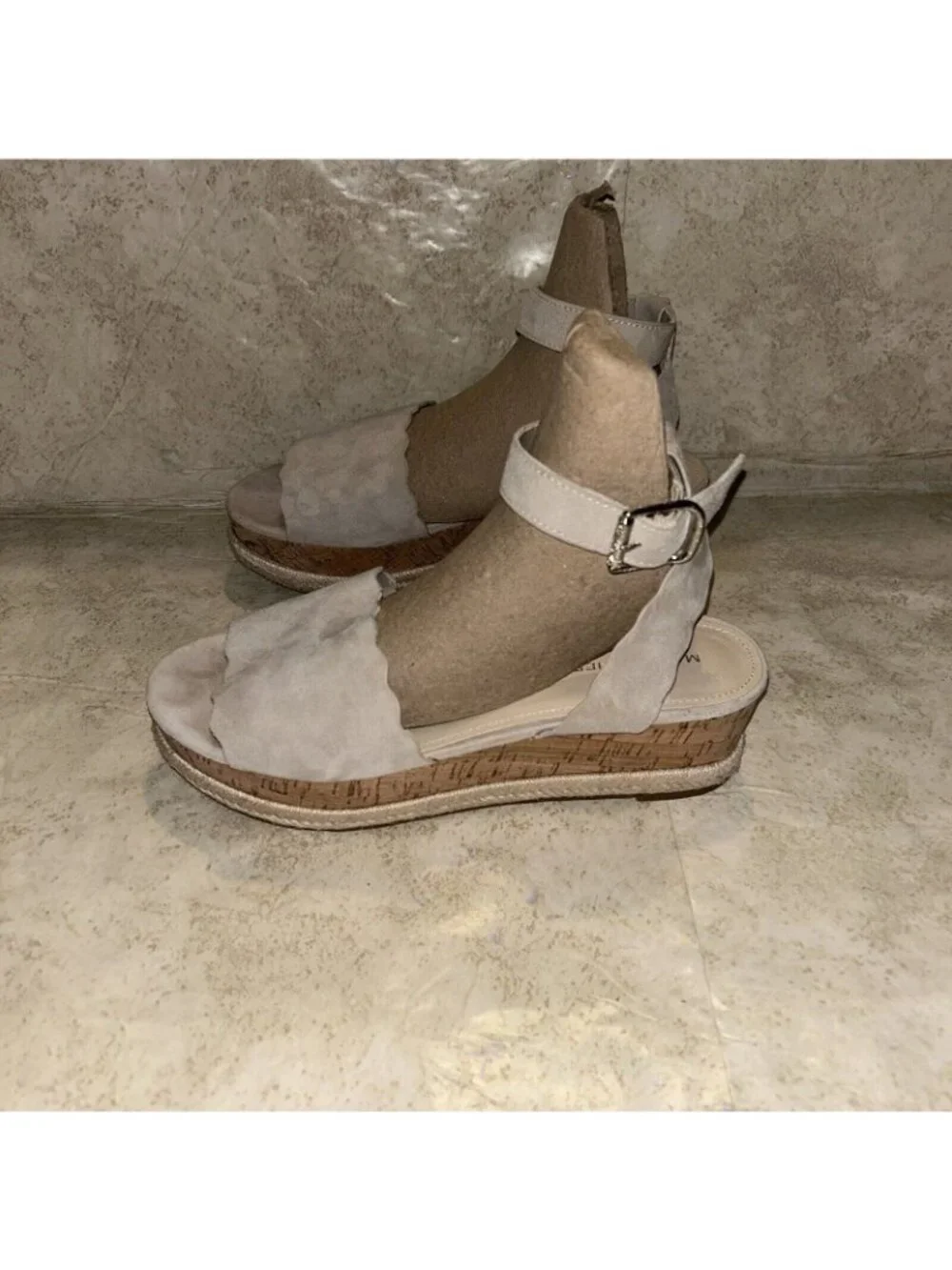 Marc Fisher Faitful Beige Leather Ankle Strap Platform Cork Open Toe Sandals 8.5